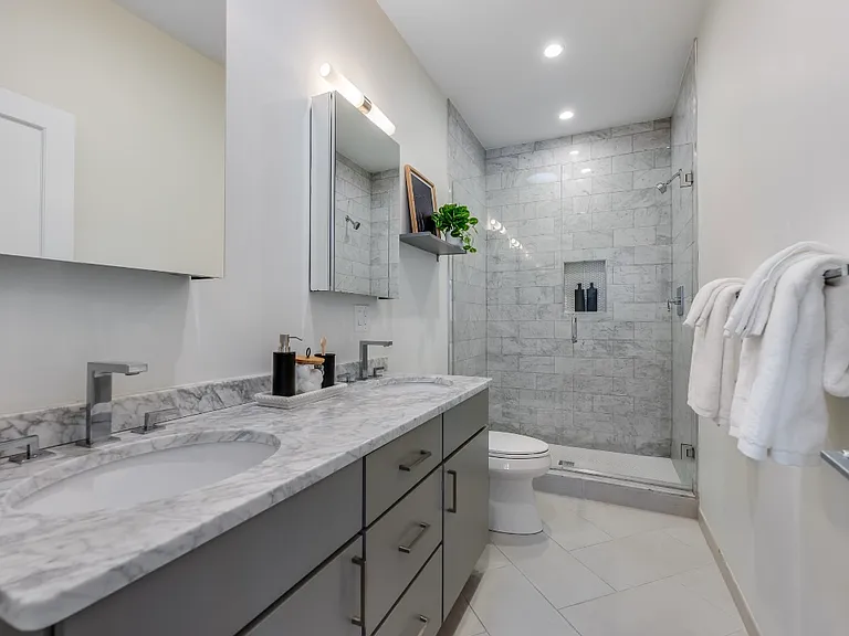 17 Vinton St #3 — Photo 11