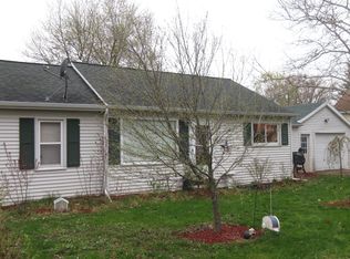 318 Alpine St, Wayland, MI 49348