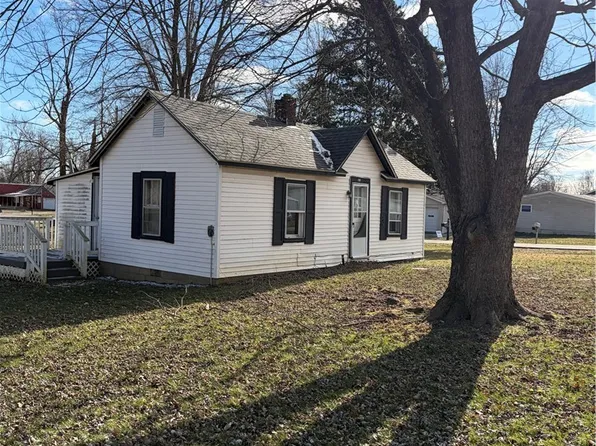 1806 Edgewood Drive, Charlestown, IN 47111