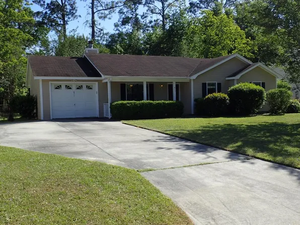 911 Pine Cone Cir, Valdosta, GA 31602