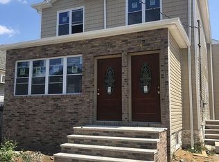 145-83 220th St #R, Springfield Gardens, NY 11413