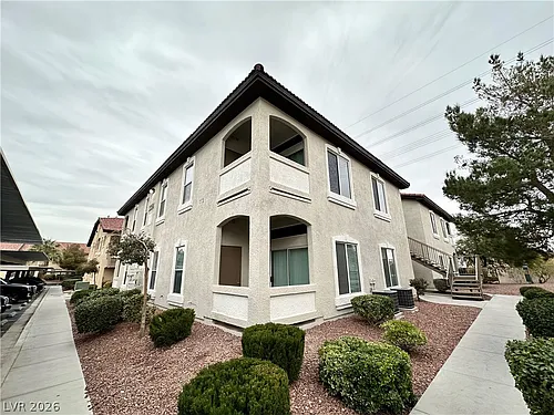 3354 Indian Shadow St #203 Photo 1