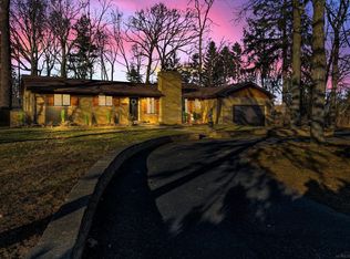 220 Stark Rd, Rochester Hills, MI 48307