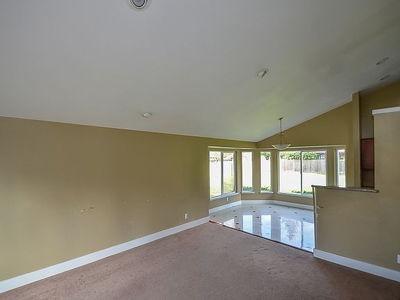 5th image of 1125 156th Street Ct E
