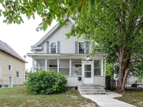 2811 Girard Ave N, Minneapolis, MN 55411
