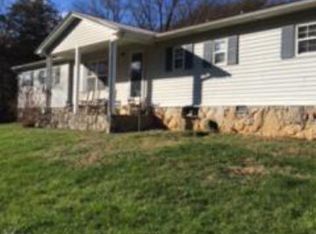 14139 Medley Hill Rd, Silver Point, TN 38582