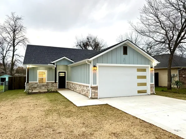 1124 S Hazelwood St, Sherman, TX 75090