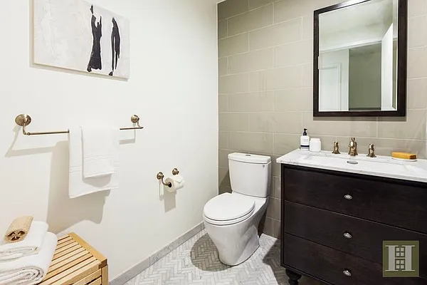 Rented by Halstead Real Estate | media 28