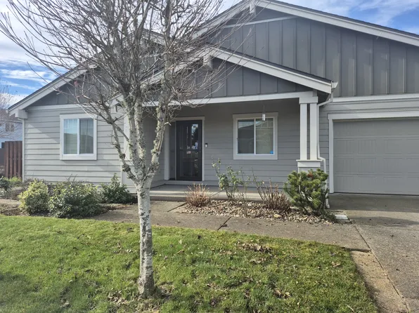 51111 SW Klompen St, Scappoose, OR 97056