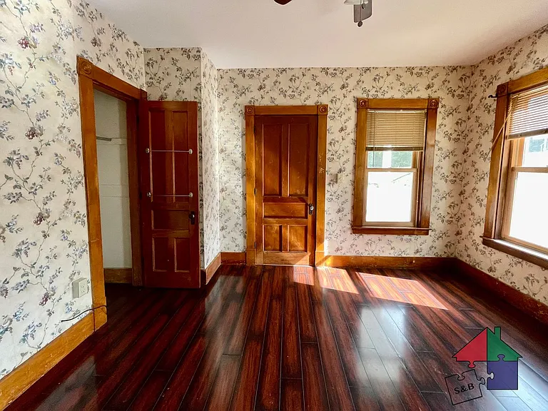 34 Highland Ave — Photo 4