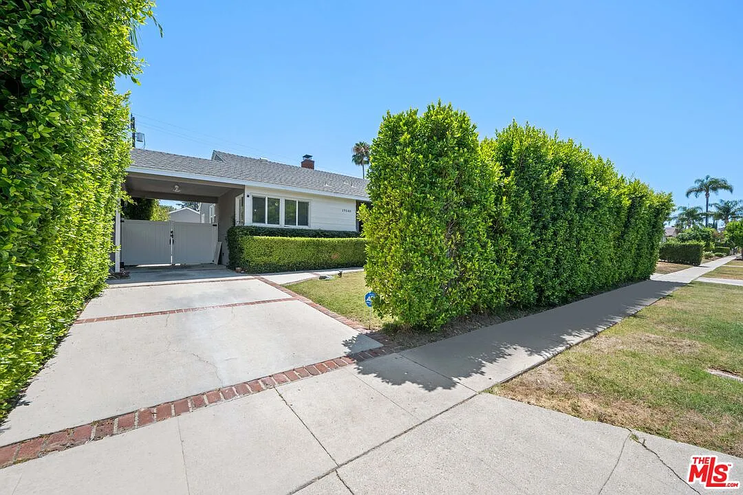 4 bed, 2.0 bath, 1584 sqft, $5,500 — Photo 3