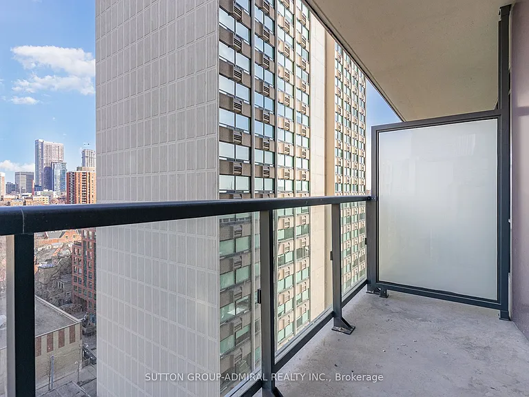 308 Jarvis St #1206 — Photo 11