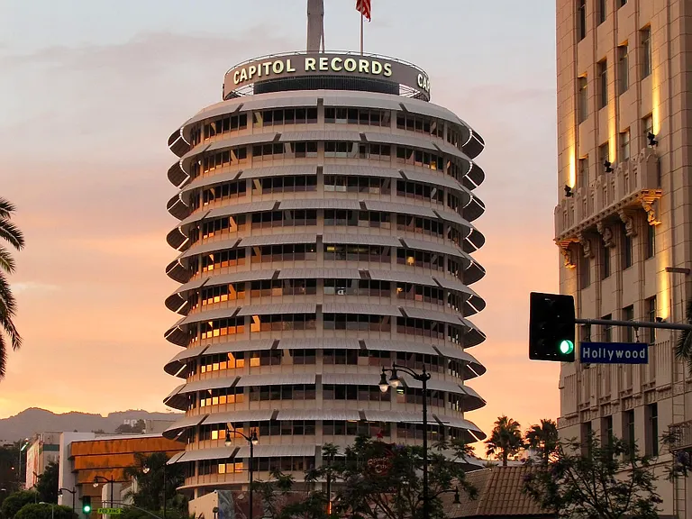6250 Hollywood Blvd #14D — Photo 16