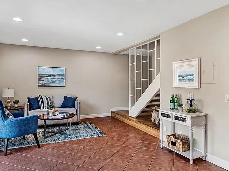 10408 Echo River Ct — Photo 17