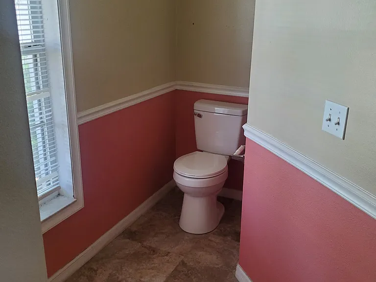 816 Mountbatten Ln — Photo 17