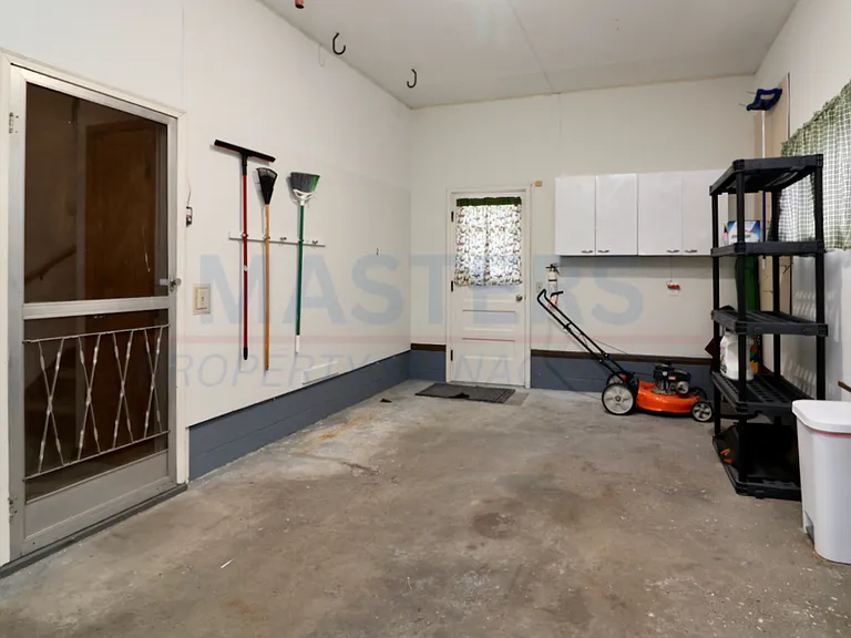 1028 Rosedale St — Photo 11