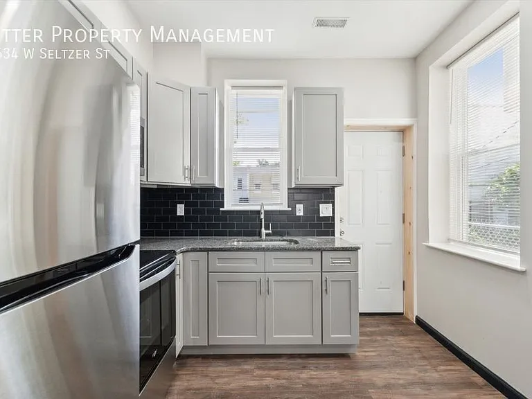 2634 W Seltzer St — Photo 10