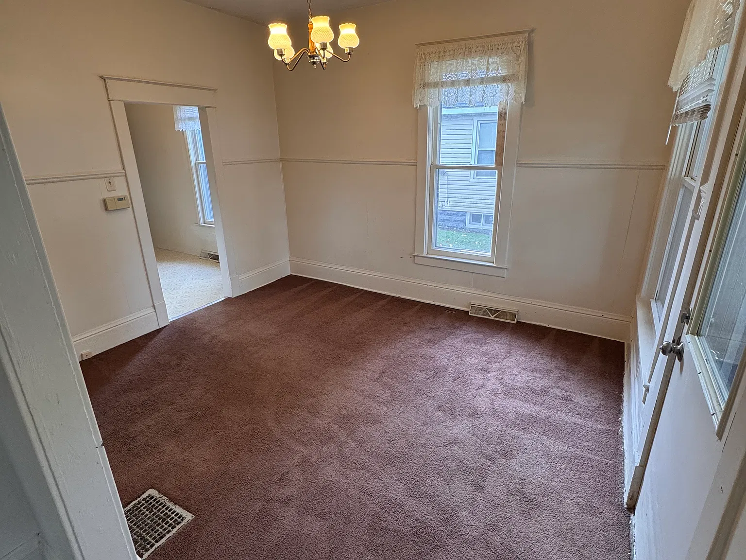 2 bed, 900 sqft, $800 — Photo 4
