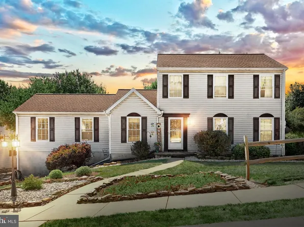 2680 Brookmar Dr, York, PA 17408