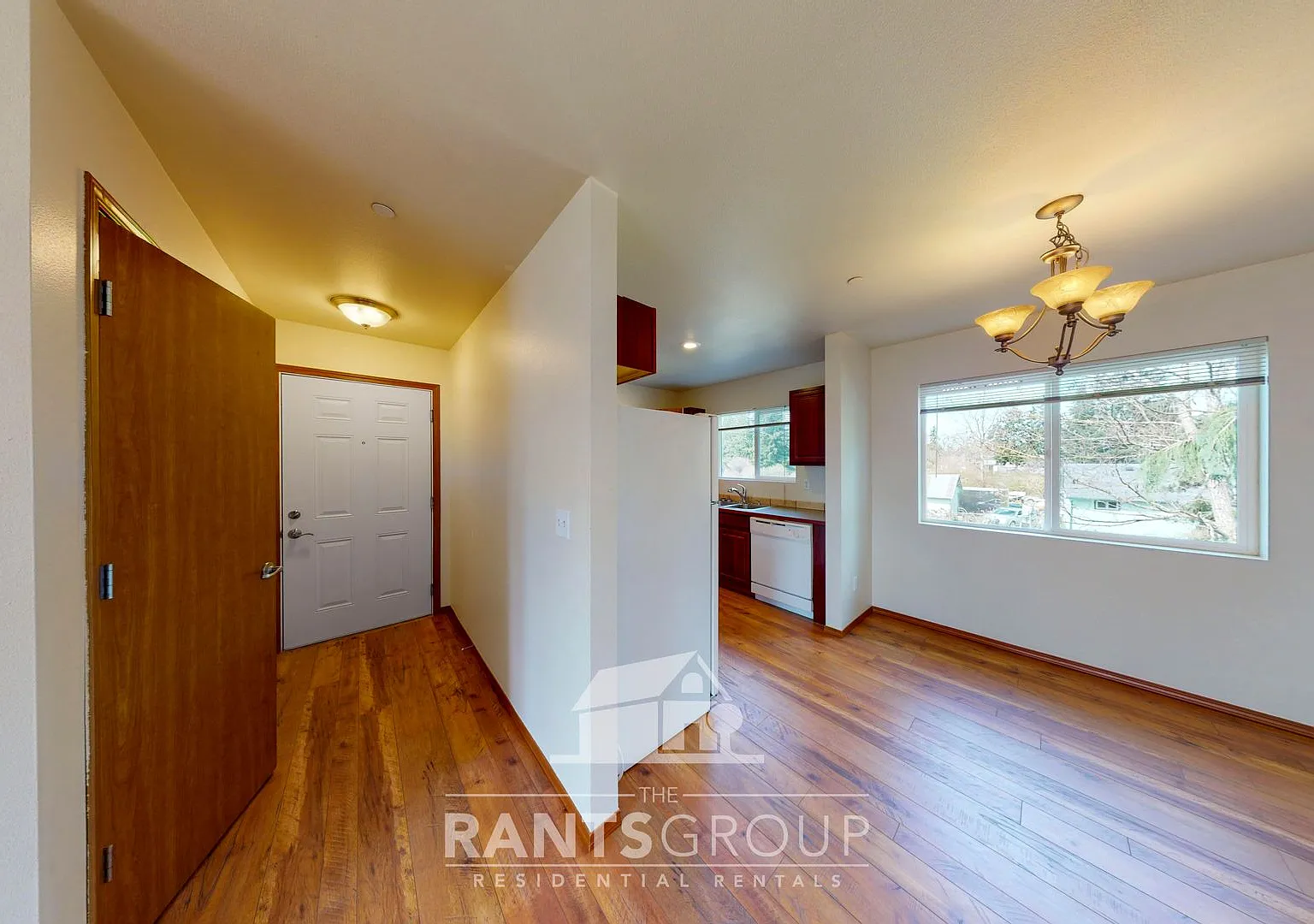 Crystal Springs Apartments — Photo 4