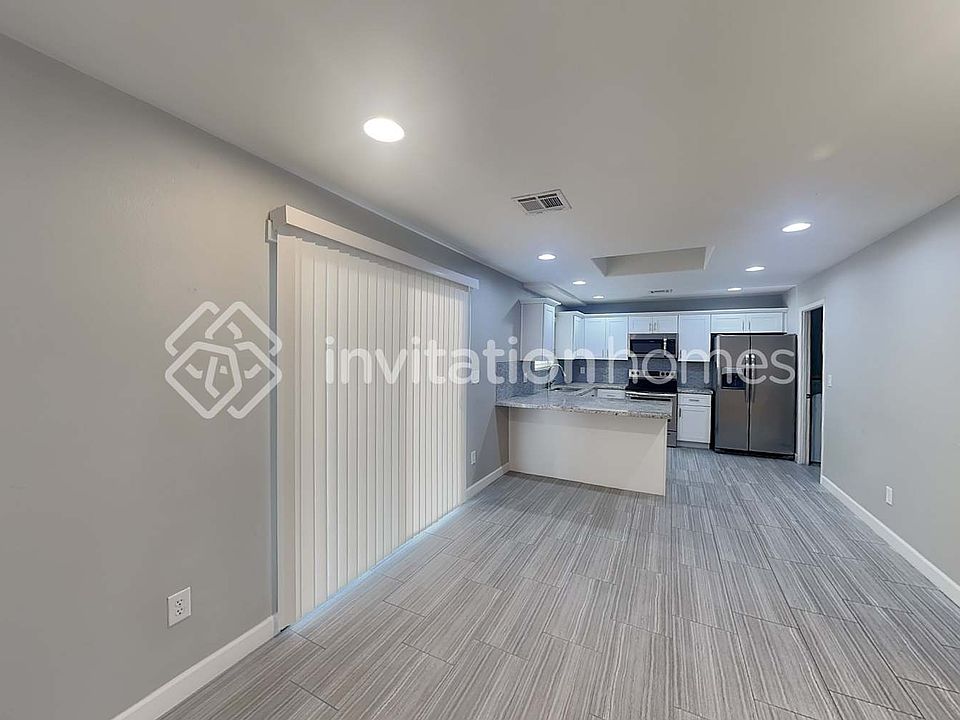 1st image of 5424 S El Camino Dr