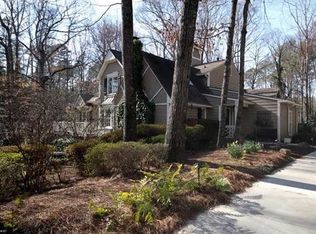 1605 Chevron Way, Sandy Springs, GA 30350
