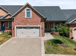 1237 Serenity Springs Dr, New Albany, IN 47150