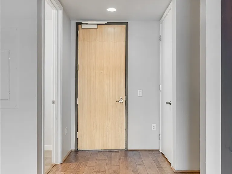 353 E Bonneville Ave #123 — Photo 4