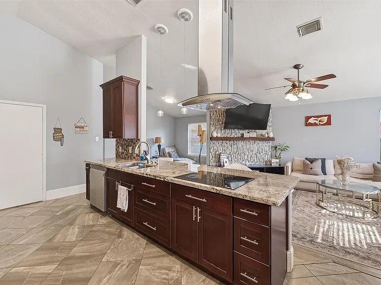 1214 Wesley Dr — Photo 18