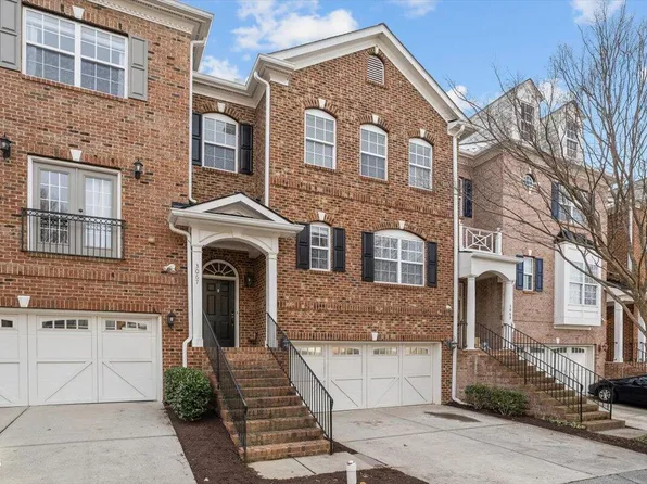 3067 Weston Green Loop, Cary, NC 27513