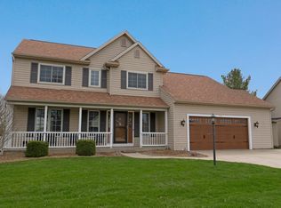 10425 Lake Tahoe Dr, Fort Wayne, IN 46804
