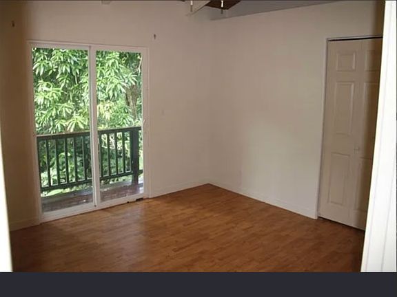 3rd image of 4652 Ananalu Rd