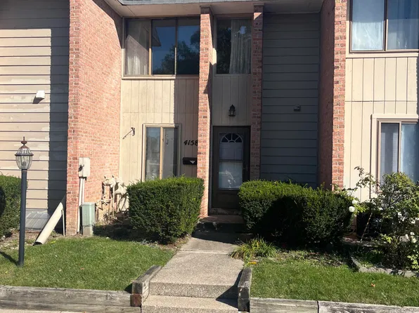 4158 E Saxony Dr SE, Grand Rapids, MI 49508