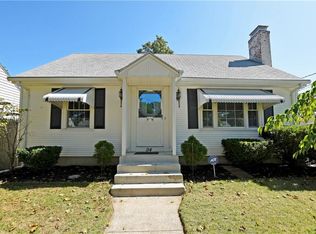 94 Ash Ave, Cranston, RI 02910