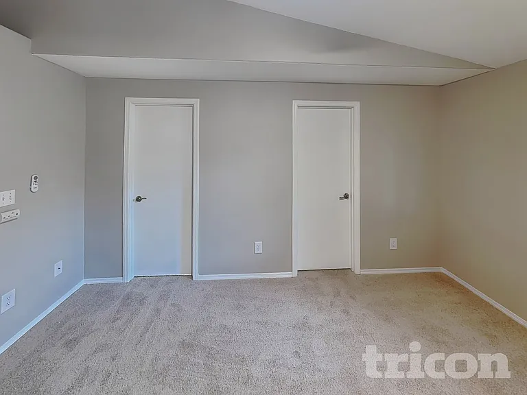2419 NE 164th Ave — Photo 6