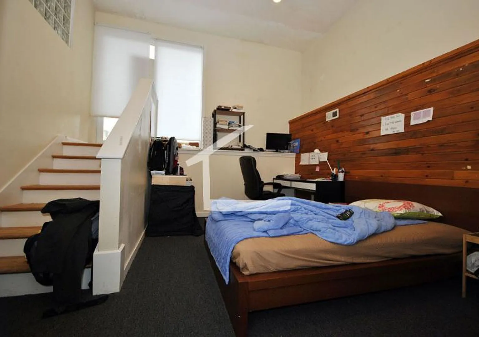 HUge 5 bed townhouse — Photo 1