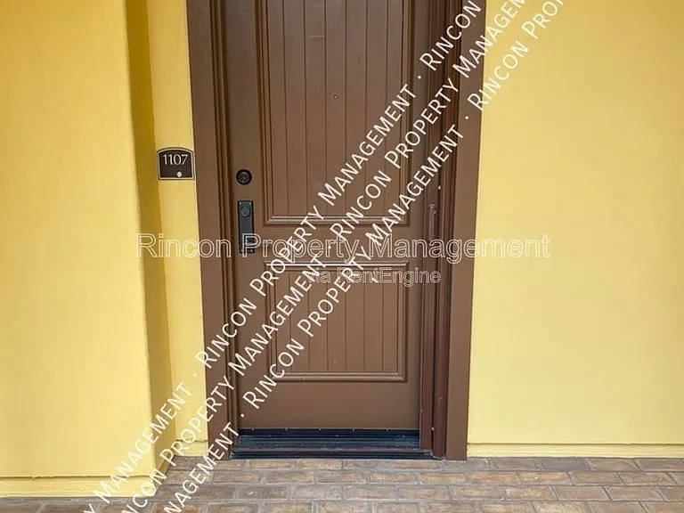 130 N Garden St #1107 — Photo 2