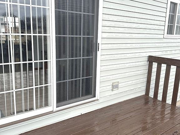 5th image of 5 Emily Dr