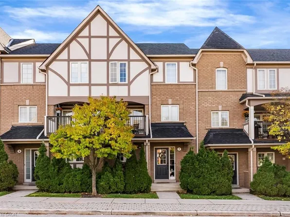 2321 Parkhaven Blvd #7, Oakville, ON L6H 7S3