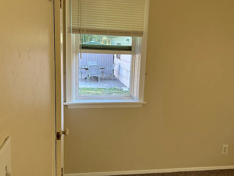 3320 E Congress Ave — Photo 38