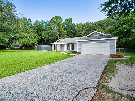 2nd image of 1717 Pitchwood Way