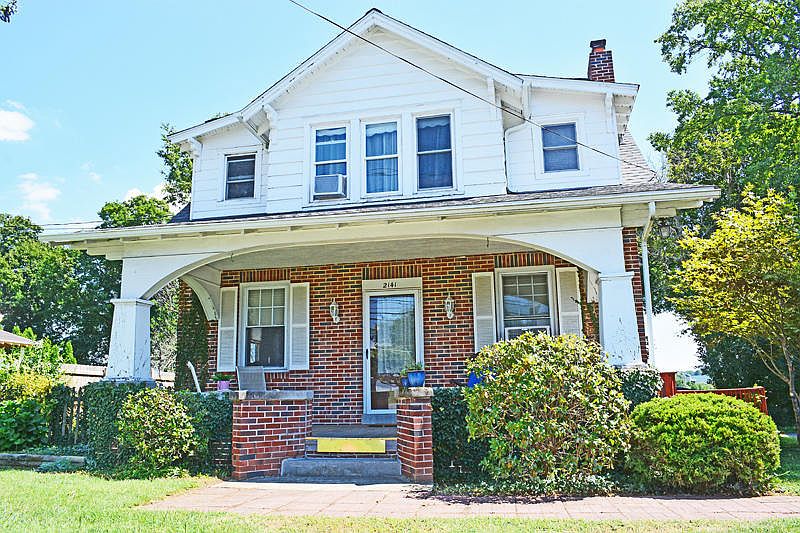 1st image of 2141 Fruitville Pike
