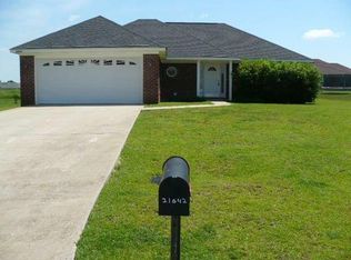 21642 Shadowbrook St, Robertsdale, AL 36567