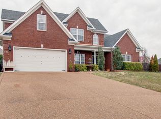 708 Willow Cove Dr, Murfreesboro, TN 37128