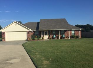 121 Summit Cir, Durant, OK 74701