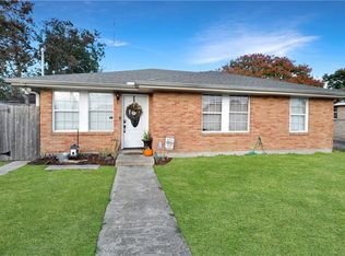 311 E Saint Jean Baptist St, Chalmette, LA 70043