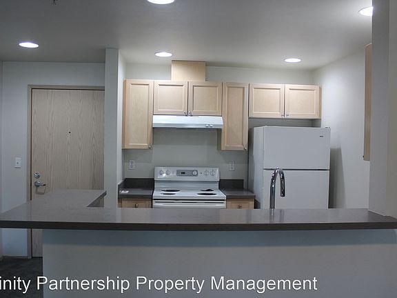 3rd image of 5901 Roosevelt Way NE #309