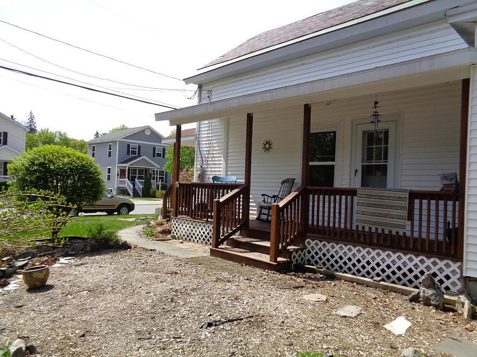 2nd image of 7 Sheridan St