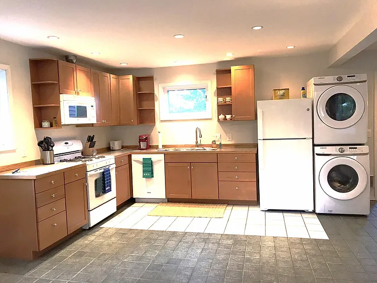 Kitchen furnished with everything you'll need.