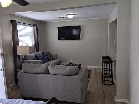 3rd image of 1943 W Mulberry Dr #2